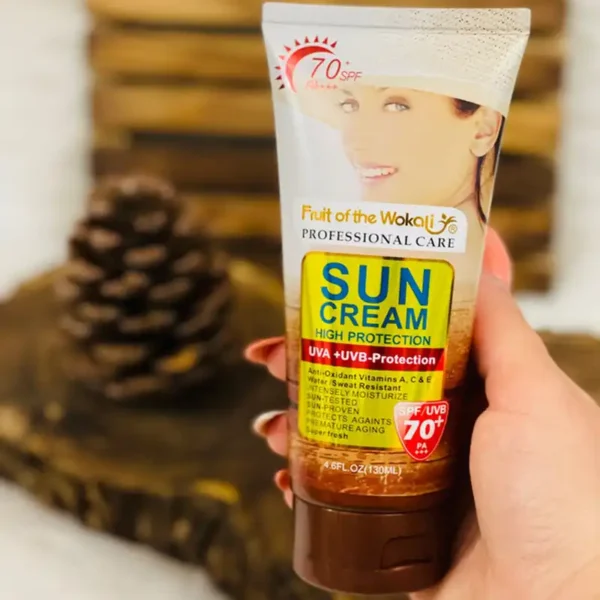 کرم ضد آفتاب SPF70 وکالی Wokali